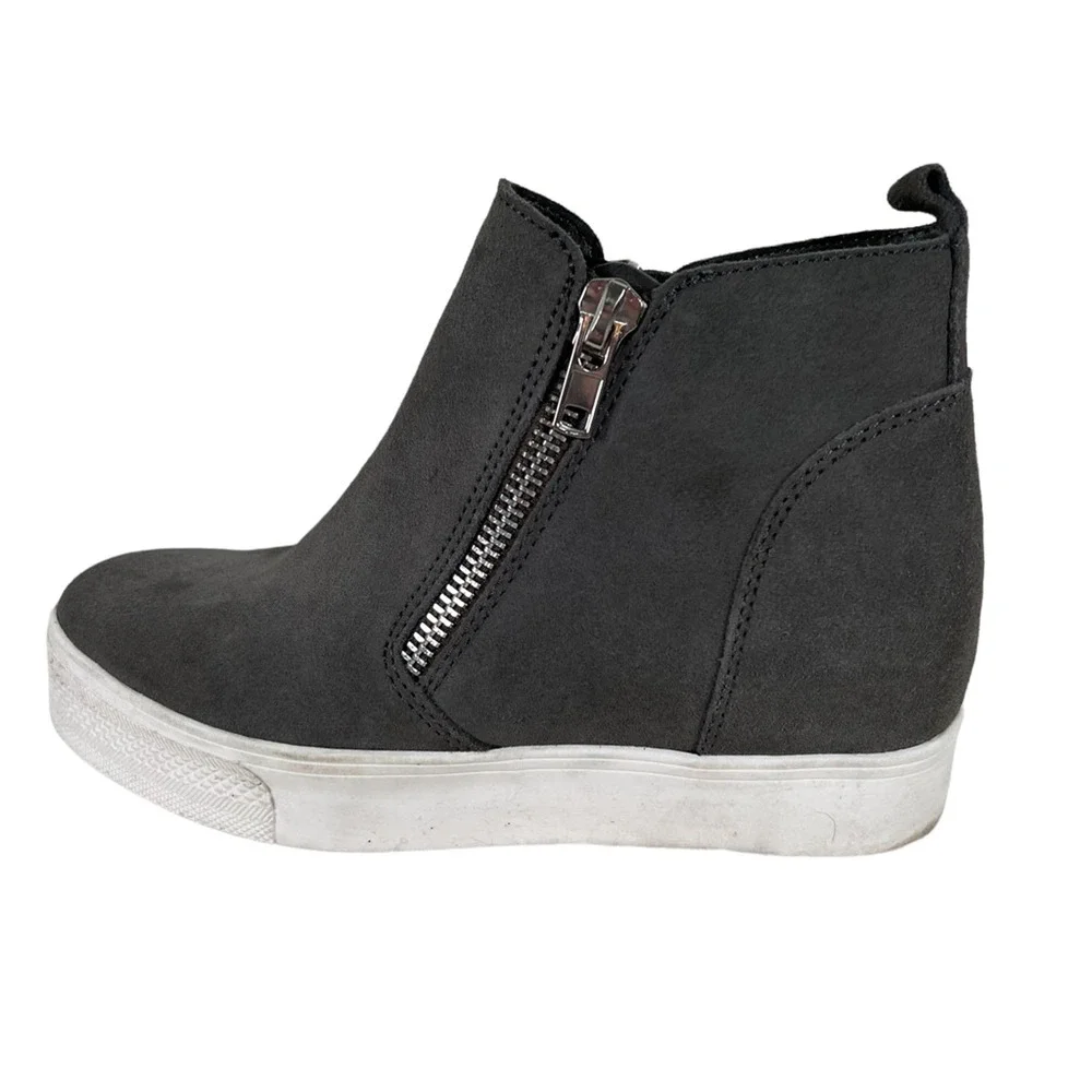 Steve Madden Womens Wedgie Hidden Wedge Bootie Gray Suede Ankle Double Zip 7.5M